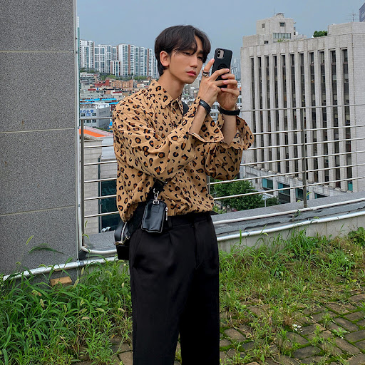 Title 4, Leopard Shirt Mens Stylish and Comfortable Ani...