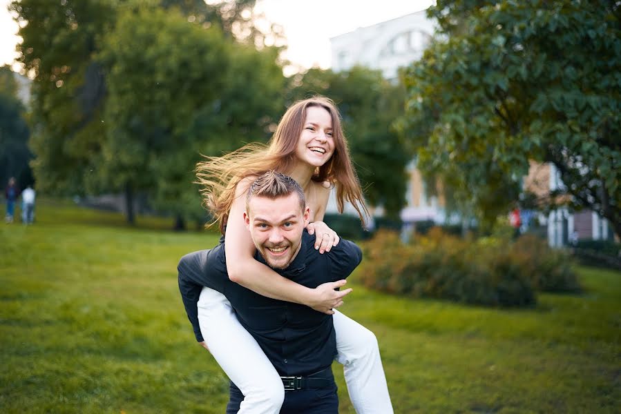 Fotógrafo de bodas Maksim Tabolin (tabolin). Foto del 18 de septiembre 2017