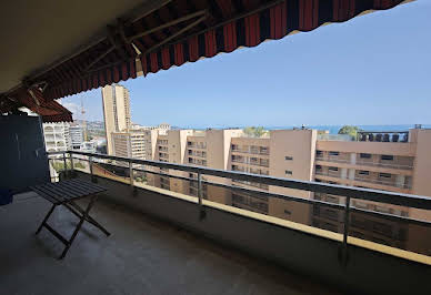 Apartment with terrace 15