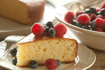Simple Yogurt Cake
