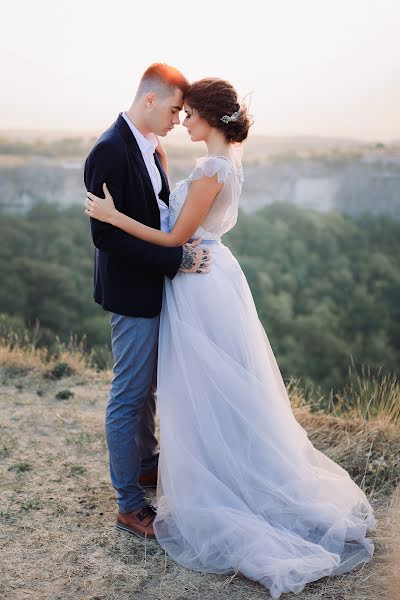 Wedding photographer Alena Antropova (alenaantropova). Photo of 15 March 2018