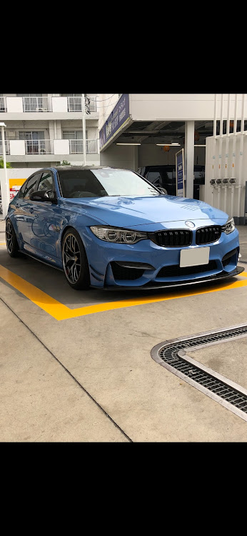 M3 セダンの右斜め前写真展に関するカスタム事例の投稿画像1枚目