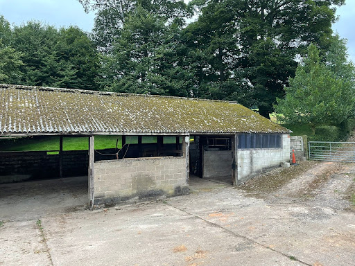 #barn roof asbestos removal in #Nottingham