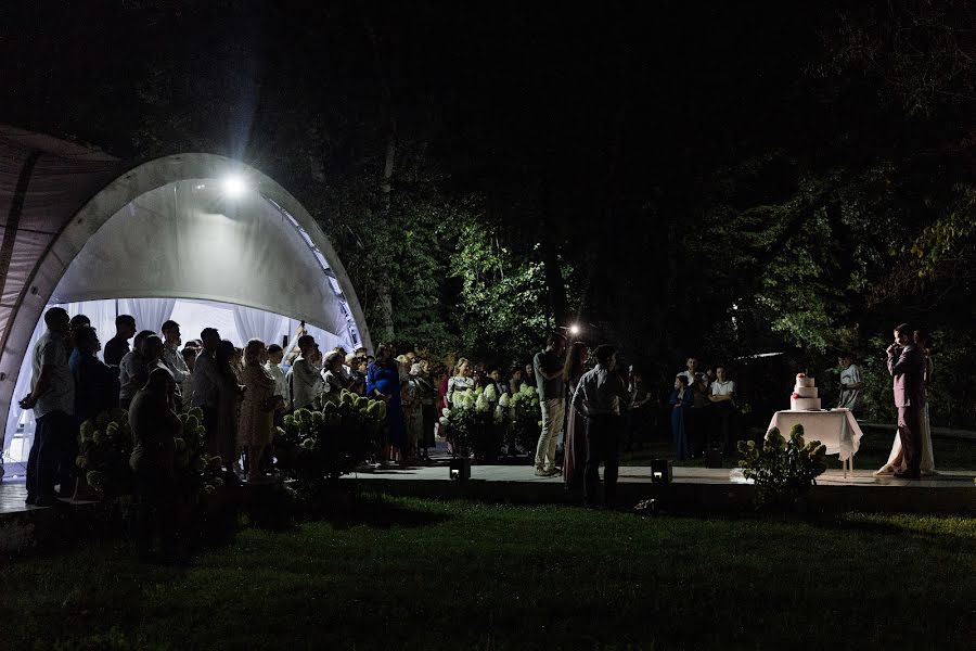 Fotógrafo de casamento Raushan Sibagatullin (raush). Foto de 10 de março