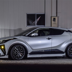 C-HR NGX50