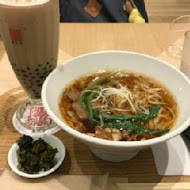 春水堂人文茶館(站前店)