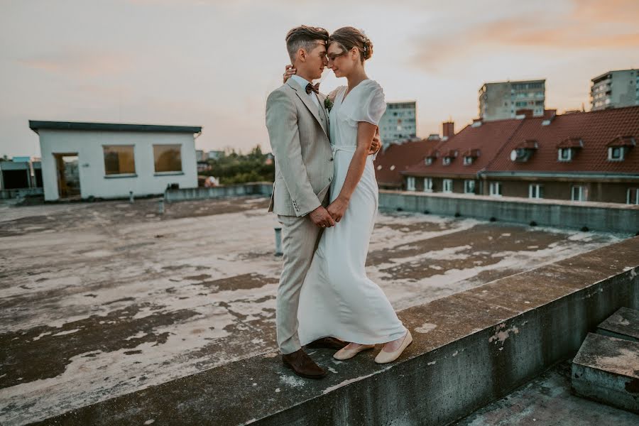 結婚式の写真家Michał Brzezicki (michalbrzezicki)。2022 10月1日の写真