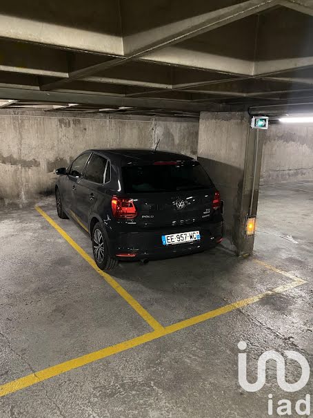 Vente parking  10 m² à Paris 15ème (75015), 27 000 €