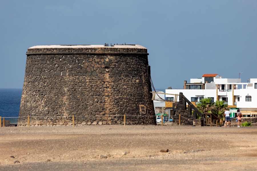 El Cotillo, wieża El Toston