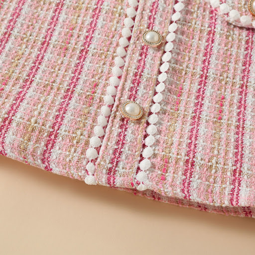 Title 2, Pearl Button Summer Bubble Sleeves A stylish su...