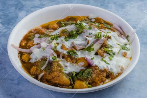 Aloo Tikki Chaat