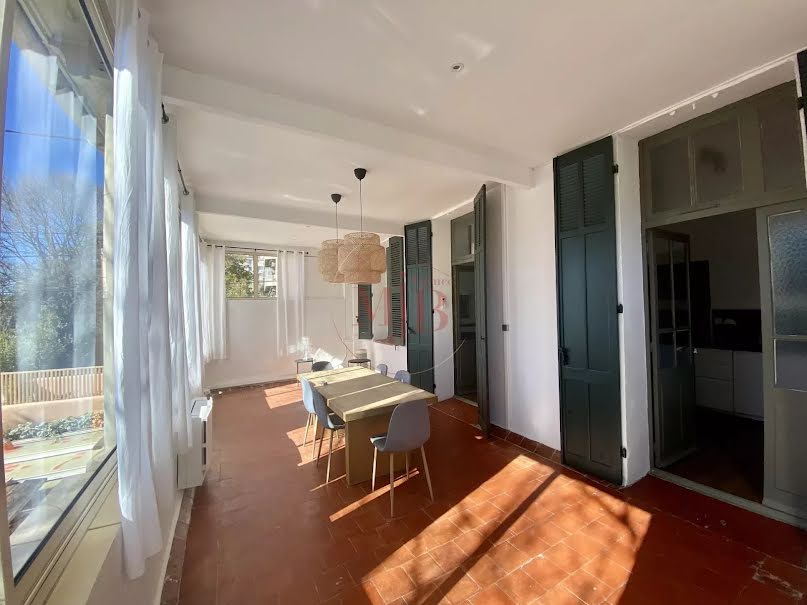 Location meublée appartement 4 pièces 82.21 m² à Aix-en-Provence (13090), 2 300 €