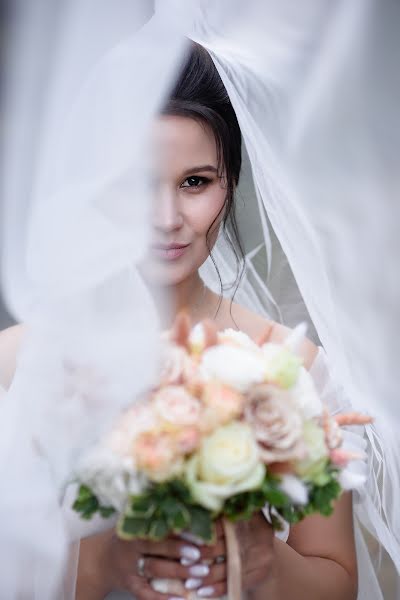Jurufoto perkahwinan Sergey Dyadinyuk (doger). Foto pada 11 Disember 2021