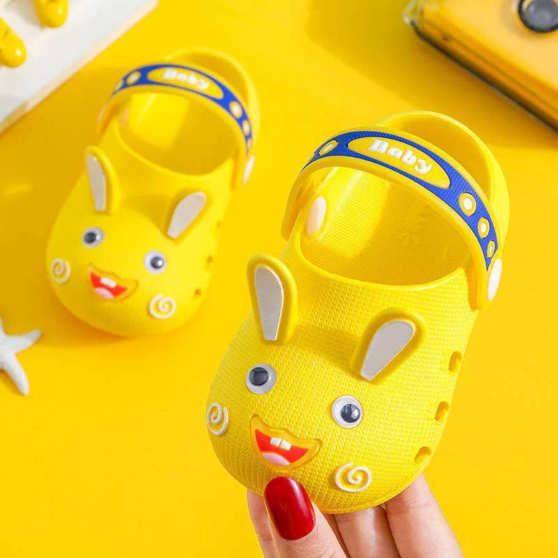 Title 4, Baotou Hole Shoes For Toddlers and Sandals, bre...