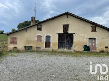 maison à Saint-Boès (64)