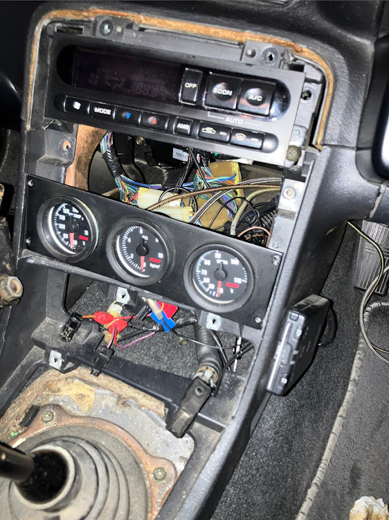 スカイラインのR32スカイライン・追加メーター・大森メーター・DIY・キノクニに関するカスタム事例の投稿画像8枚目
