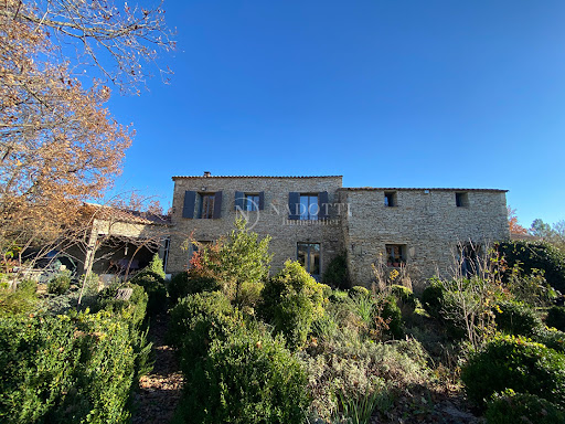 Maison avec terrasse 1