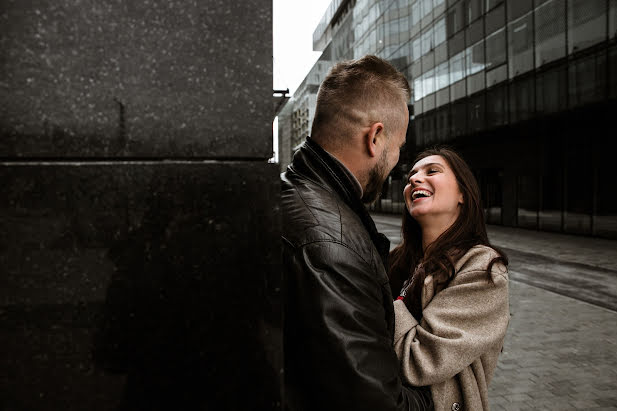 Fotografo di matrimoni Oksana Saveleva (tesattices). Foto del 23 settembre 2019