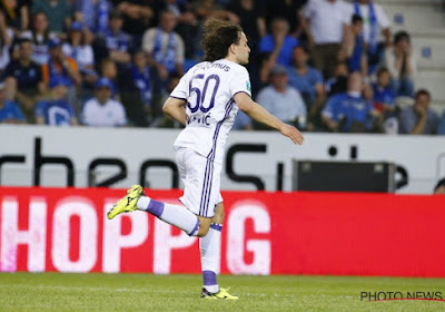 Lazar Markovic spreekt over toekomst bij Anderlecht én schiet met scherp: "Hoe zij me behandelden? Dat doe je niet!"