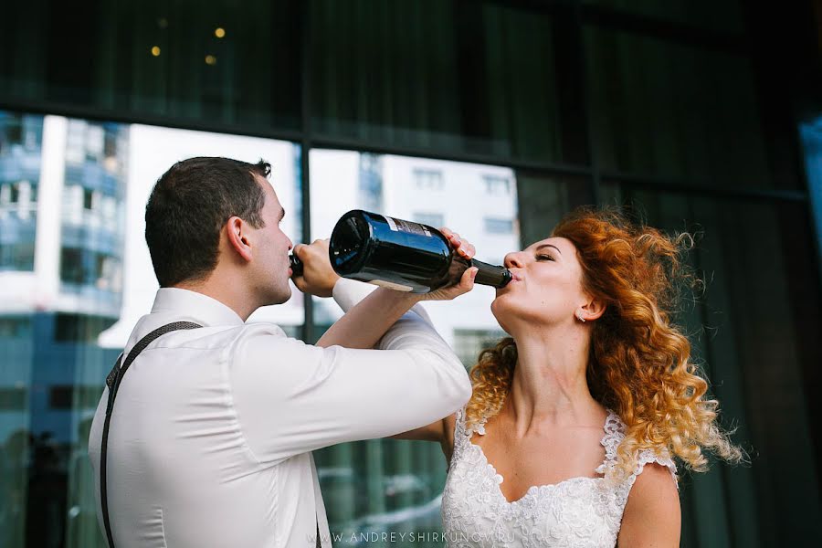 Fotógrafo de casamento Andrey Shirkunov (andrewshir). Foto de 24 de janeiro 2017