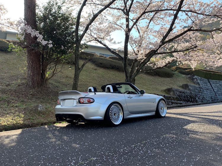 ロードスターの桜と愛車・ドライブに関するカスタム事例の投稿画像2枚目