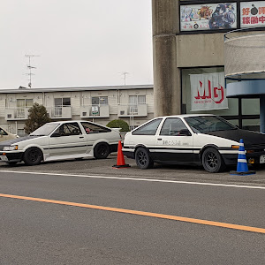 カローラレビン AE86