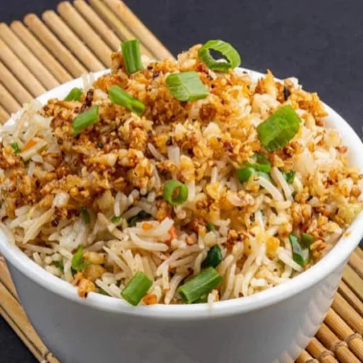 Veg Butter Garlic Fried Rice [750Ml Box]