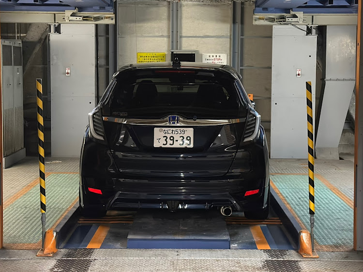 フィットのローガン・貴方の街のガソリン価格は？・ガソリン値上げ止めてください・仲良しですが何か？・ご近所レーシングに関するカスタム事例の投稿画像9枚目