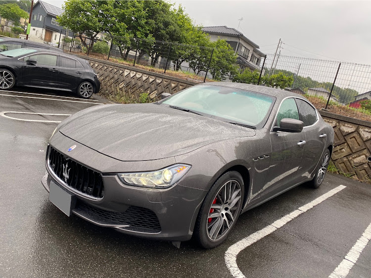 ギブリのマセラティ・マセラティ・ギブリ・グラントゥーリズモ・V8NA・戦争反対に関するカスタム事例の投稿画像1枚目