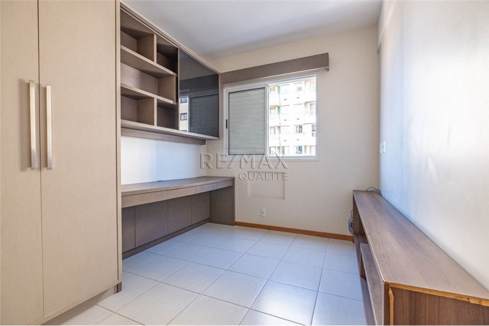 Apartamentos à venda Tabuleiro dos Oliveiras