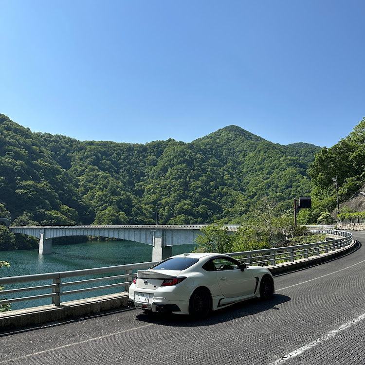 GR86のトヨタ・GR86・うすずみ・徳山ダム・藤橋城 に関するカスタム事例の投稿画像1枚目