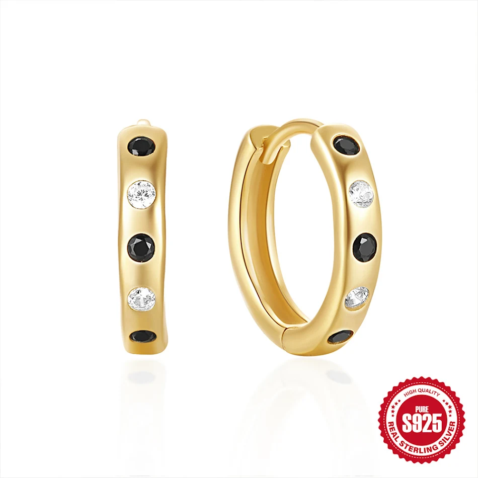 Kolczyki S925 Sterling Silver z Diamentami do Codziennego Noszenia. Klasyczny design, idealne na co dzień, subtelny blask i elegancja.