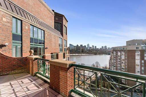 Apartment 4