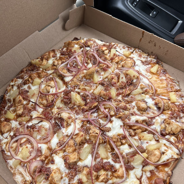 Southwest BBQ chicken GF pizza