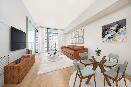 Appartement avec piscine 1