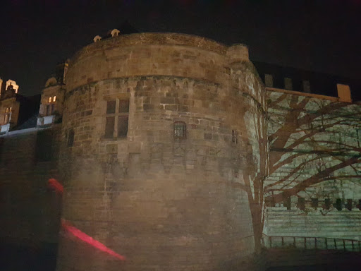 Nantes,  Château, façade du bâ