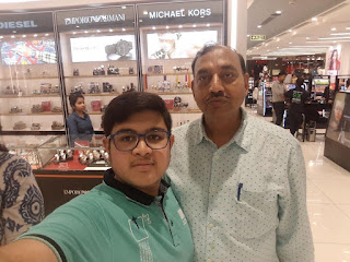 V Bansal at Lifestyle, Ambience Mall,  photos