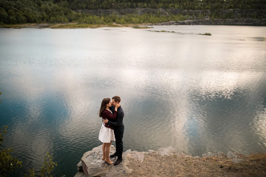 Fotógrafo de casamento Rinat Kuyshin (rinatkuyshin). Foto de 5 de julho 2018