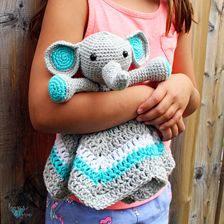 Katia Bunny Blanket Crochet Kit 