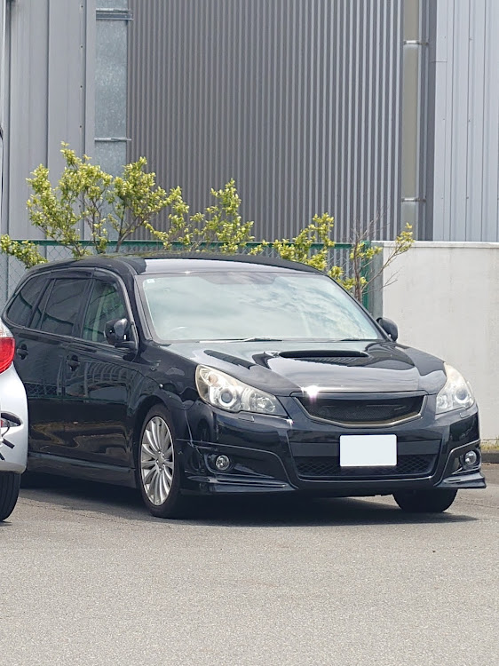 レガシィツーリングワゴンのびーあーるきゅーに関するカスタム事例の投稿画像1枚目