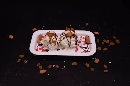 Dry Fruit Special Sundae