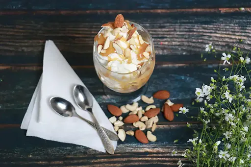 Roasted Cashewnut Sundae (300 Ml)