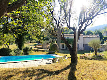 maison à L'Isle-sur-la-Sorgue (84)