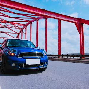 MINI Paceman