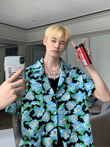 Title 3, Hawaiian Contrast Floral Shirt Men