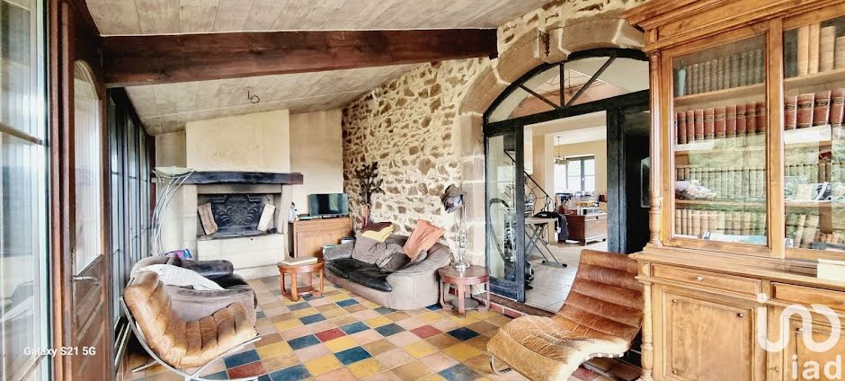 Vente maison 4 pièces 117 m² à Saint-Austremoine (43380), 265 000 €