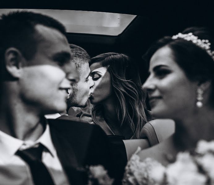 Fotografo di matrimoni Artur Soroka (infinitissv). Foto del 7 novembre 2018