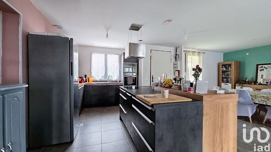 Vente maison 7 pièces 147 m² à Gisors (27140), 260 000 €