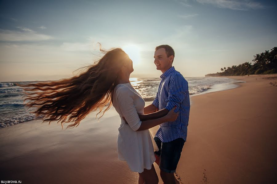 Wedding photographer Tatyana Suyarova (tatyanasuyarova). Photo of 4 January 2015