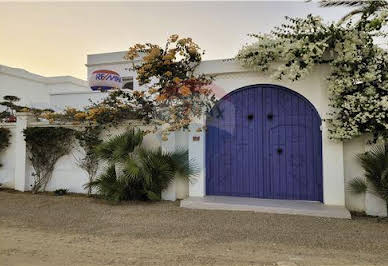 Villa with pool and terrace 3